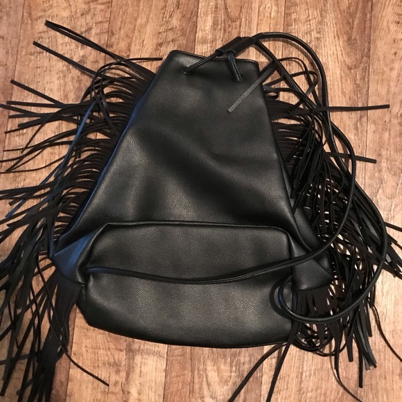 NWT Victoria secret fringe bag - Picture 3 of 4
